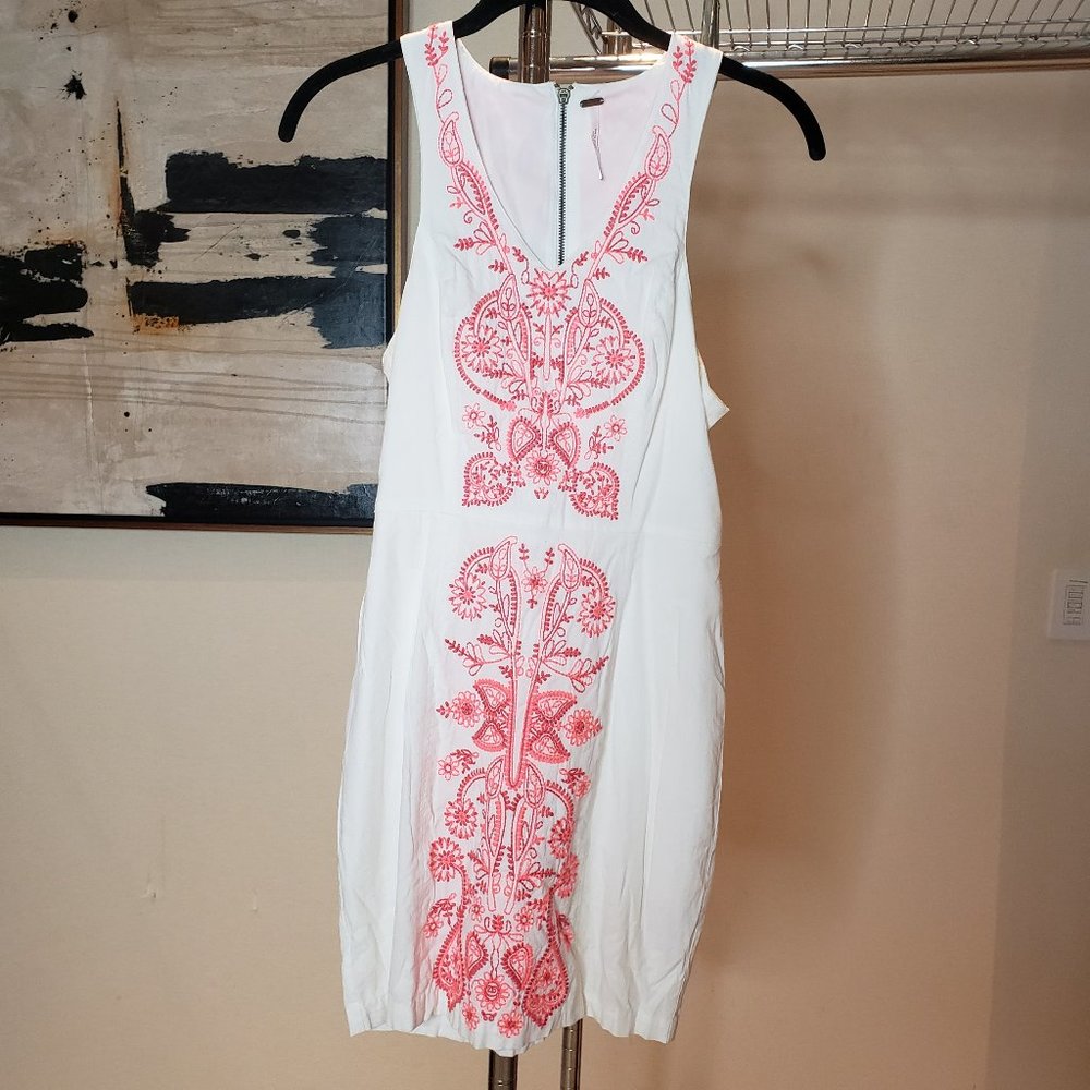 Free People White and Pink Embroidered V-Neck Dres